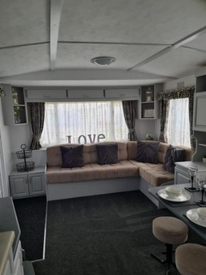 8 Berth Skegness Caravan